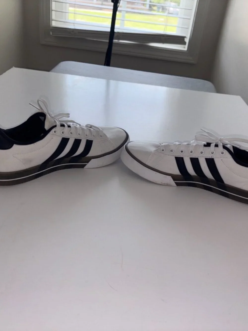 Men's Adidas Daily 3.0 'Translucent Outsole - Cloud White' Skating FW7049 sz. 11